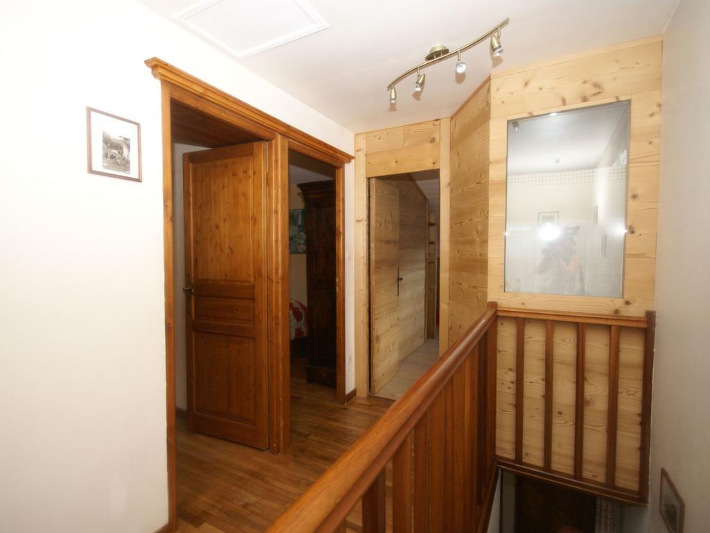 Charming Chalet In Ventron With Terrace Exteriör bild